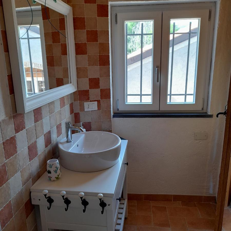 Ca Di Pippo "Tasso" Appartamento Ristrutturato Orco Feglino Buitenkant foto