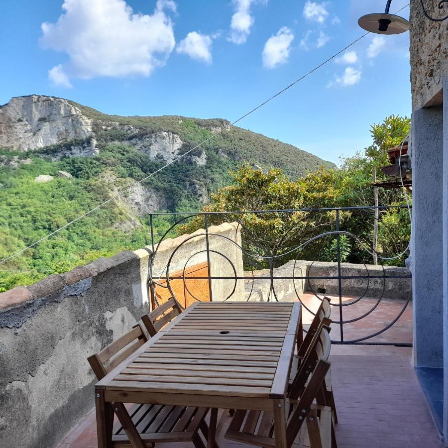 Ca Di Pippo "Tasso" Appartamento Ristrutturato Orco Feglino Buitenkant foto