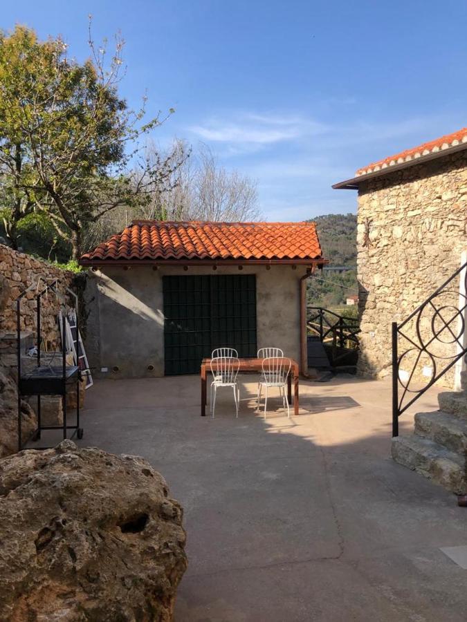 Ca Di Pippo "Tasso" Appartamento Ristrutturato Orco Feglino Buitenkant foto