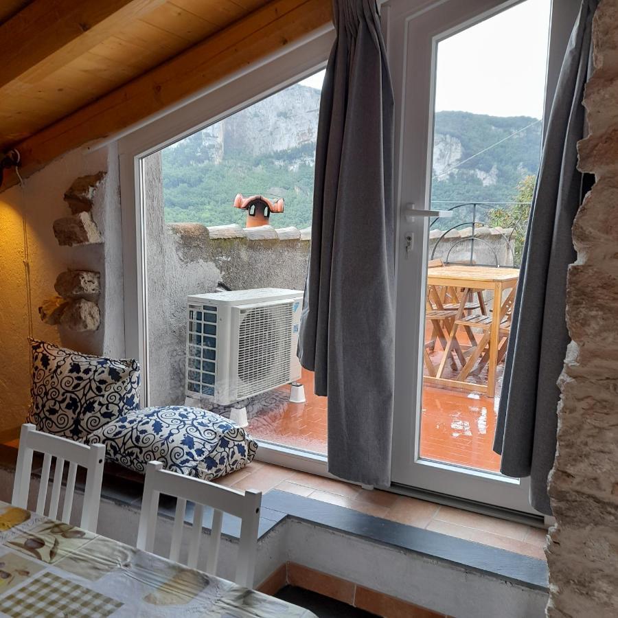 Ca Di Pippo "Tasso" Appartamento Ristrutturato Orco Feglino Buitenkant foto