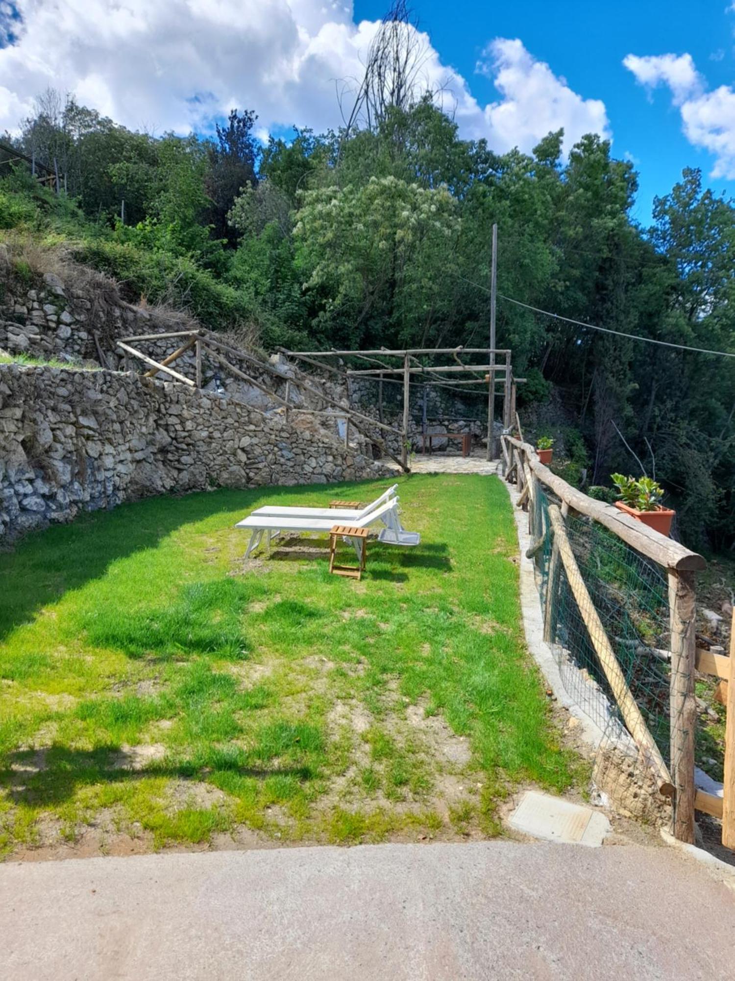 Ca Di Pippo "Tasso" Appartamento Ristrutturato Orco Feglino Buitenkant foto